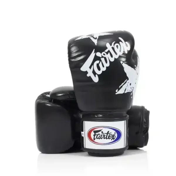 Fairtex Rękawice Bokserskie ze skóry naturalnej BGV1 Nation Czarne