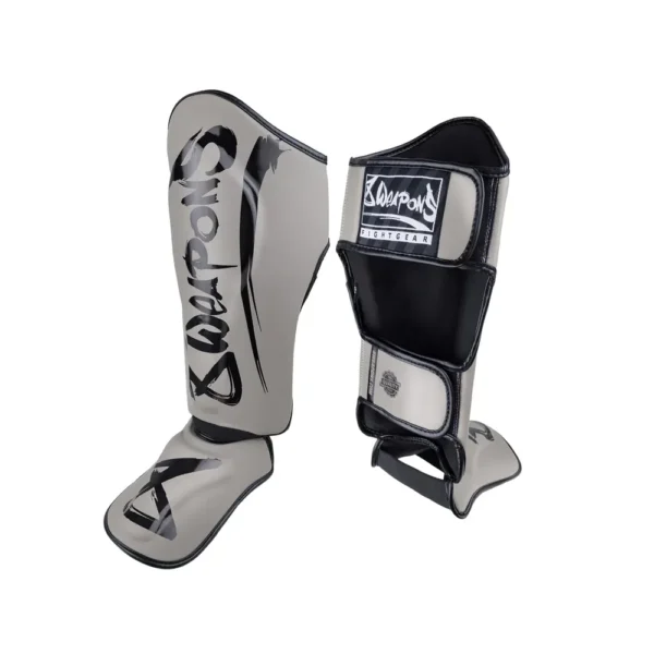 8 WEAPONS Ochraniacze na piszczele Unlimited 2.0 piaskowe/czarne